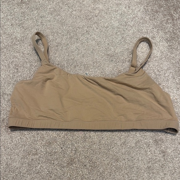 SKIMS Tan Bralette size XL - Picture 1 of 3